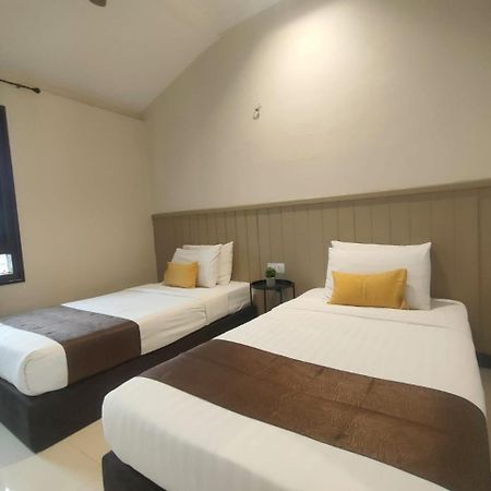 Renovated 2 Bedroom Seavilla For 6Pax Pantai Cenang  Εξωτερικό φωτογραφία