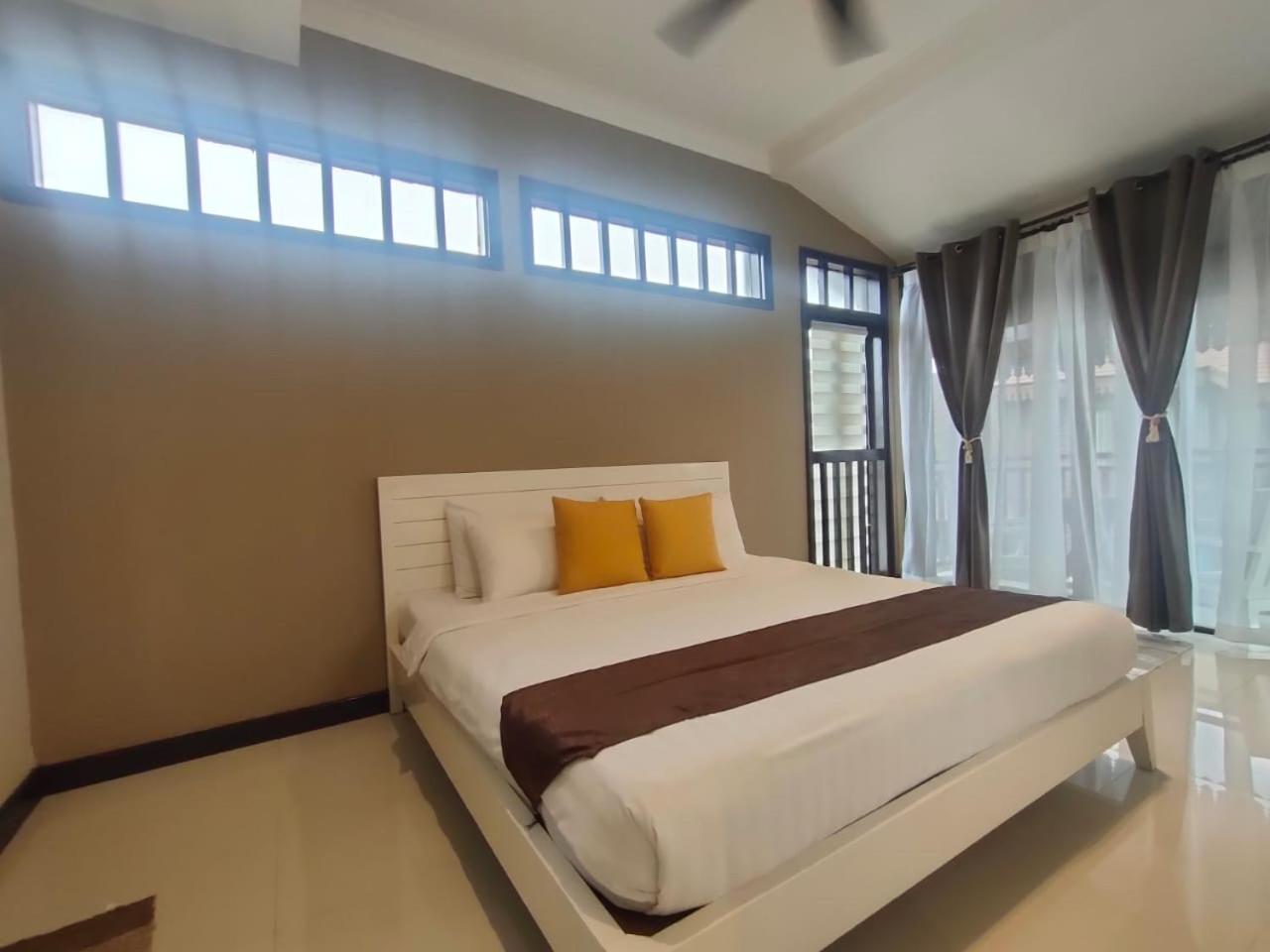 Renovated 2 Bedroom Seavilla For 6Pax Pantai Cenang  Εξωτερικό φωτογραφία